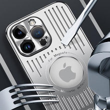 Carregar imagem no visualizador da galeria, Capa Premium Metal Respirável Anti Umidade para iPhone
