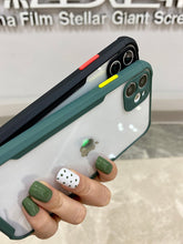 Carregar imagem no visualizador da galeria, Capa Transparente Traseira Acrílica Super Luxo para iPhone
